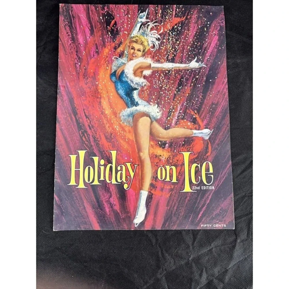 VINTAGE HOLIDAY ON ICE‎ AND ICE CAPADES PROGRAM LOT OF 6 (569)